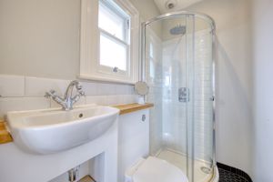 Ensuite Shower Room- click for photo gallery